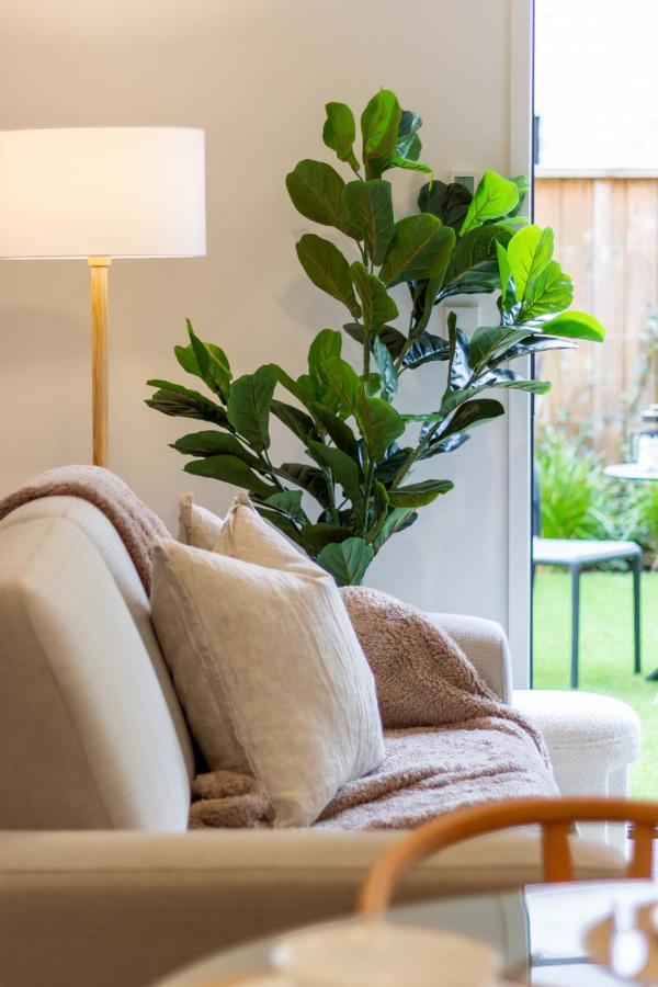 Gorgeous Getaway On Gloucester St- 1 Bed 1 Bath Κράισττσερτς Εξωτερικό φωτογραφία